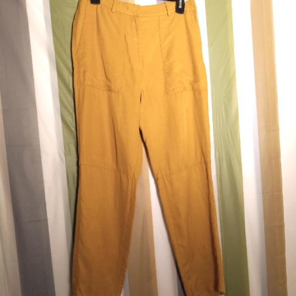 Zara Pants - ZARA Women's Trousers size XS in Yellow with side pockets.